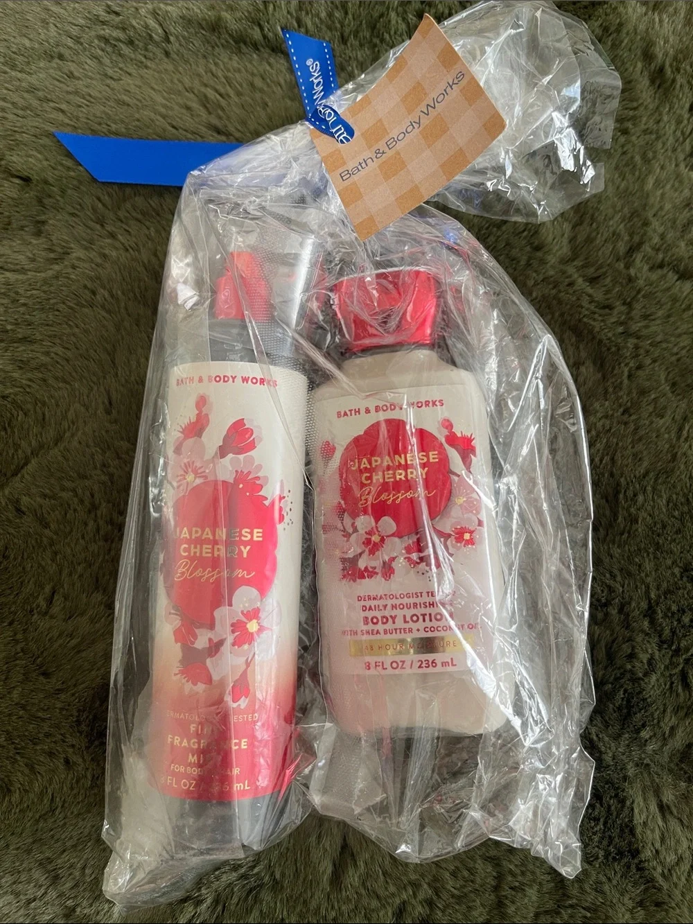 Bath & Body Works Japanese Cherry Blossom Lotion & Fragrance Mist - Pink, White